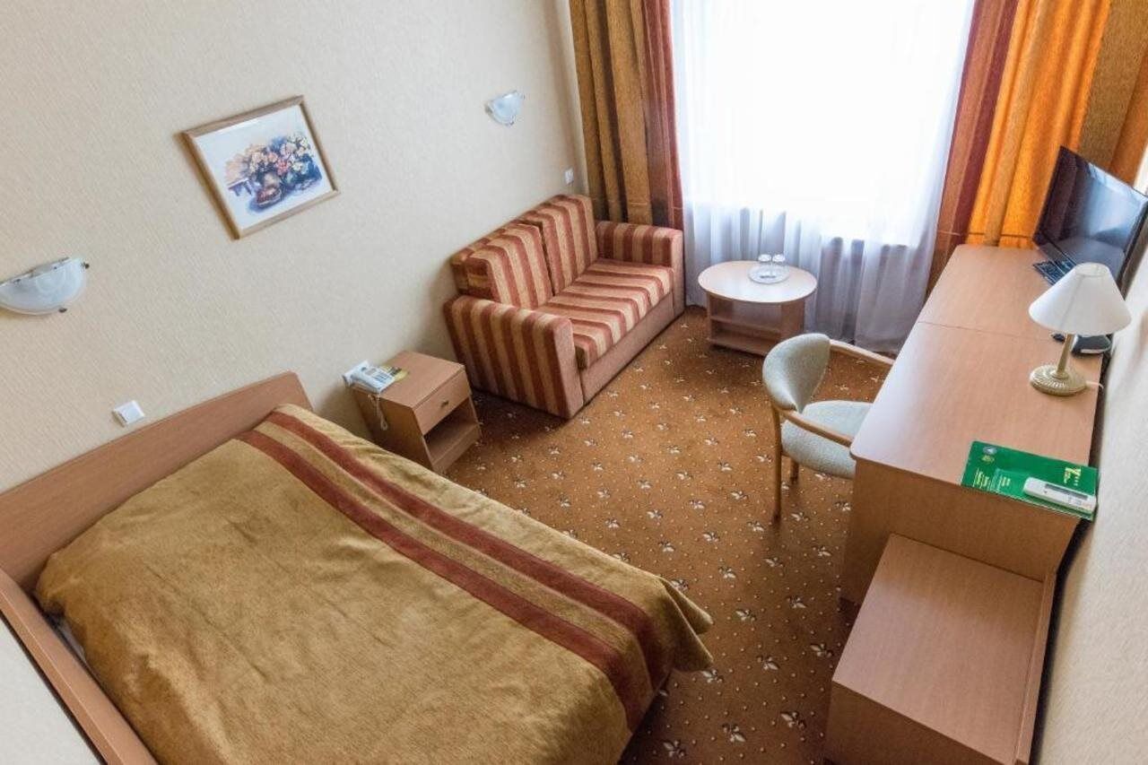 Hotel Yubileiny Minsk Buitenkant foto